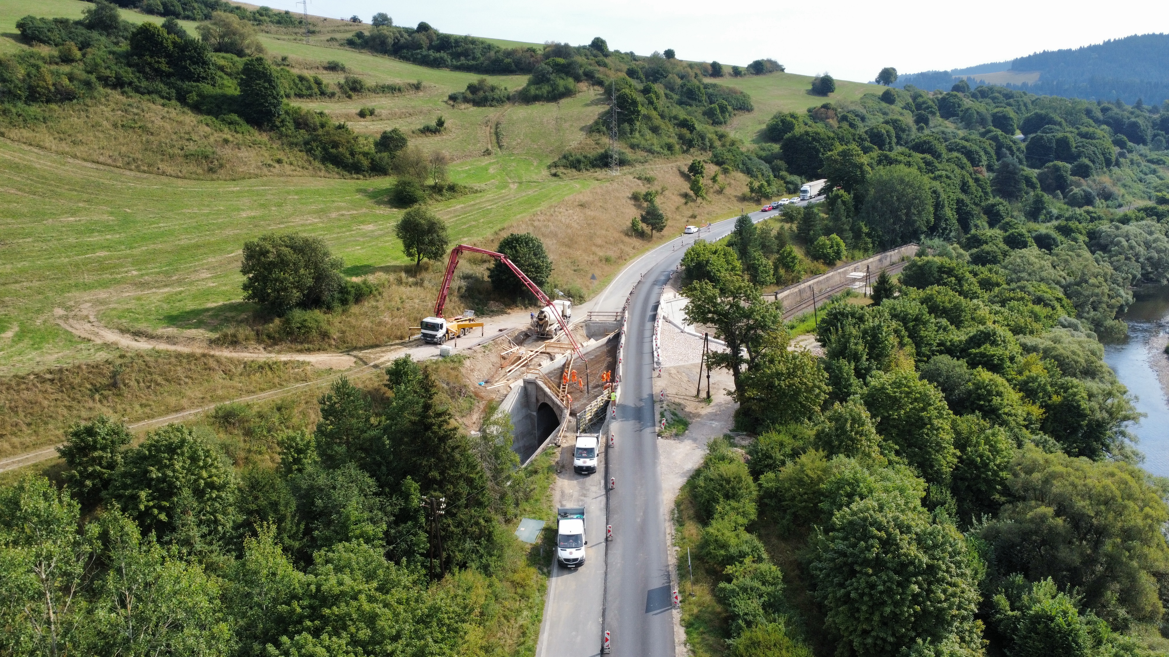 Zrekonštruovali sme železničný most Podolínec - SK