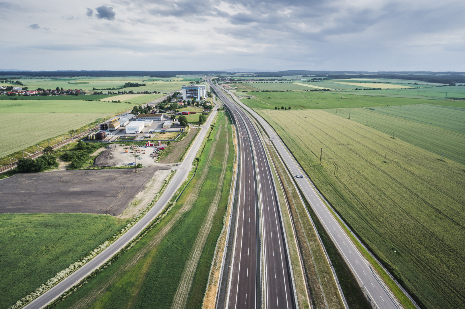 D3 – úsek Bošilec–Ševětín - Road and bridge construction